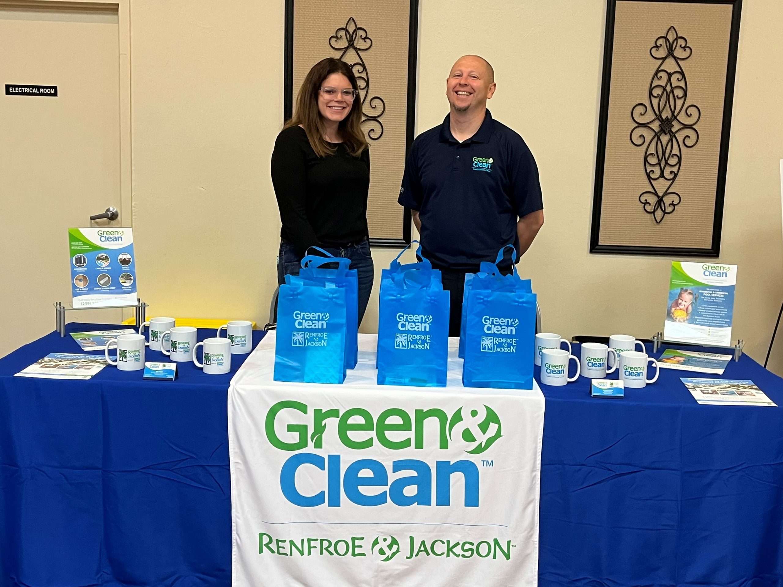 Green & Clean booth at the Gulf Breeze expo